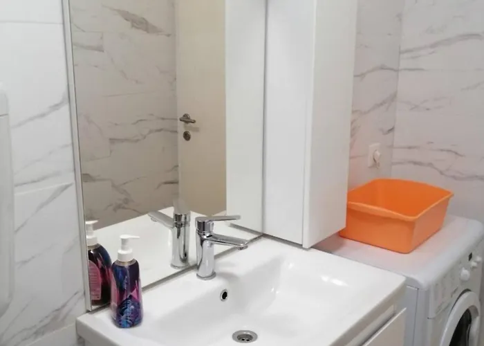 With Parking Space - 22544 Apartman *